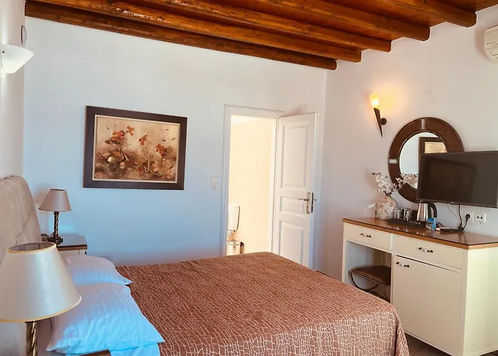 فندق Aria Boutique 4*