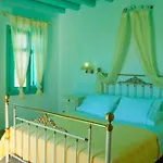 Aria Boutique 4*