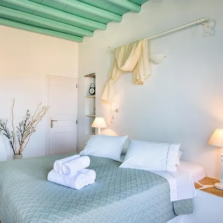 Aria Boutique Folegandros Town