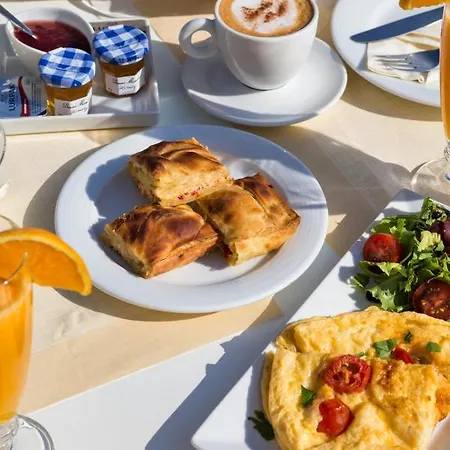 Aria Boutique Hotel 4*