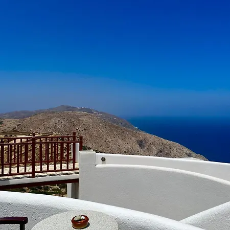 Aria Boutique Hotel 4*